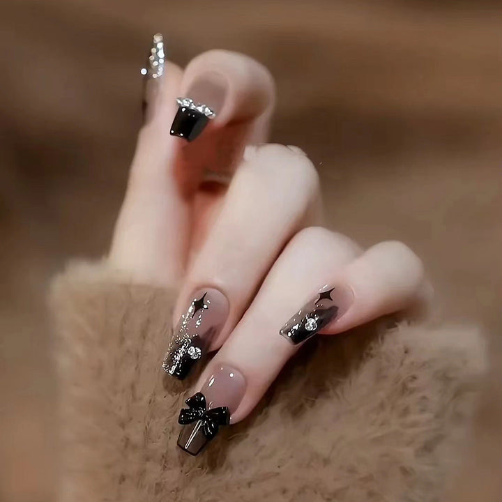 Artificial Glamorous Heart Nail Tips Kalsten