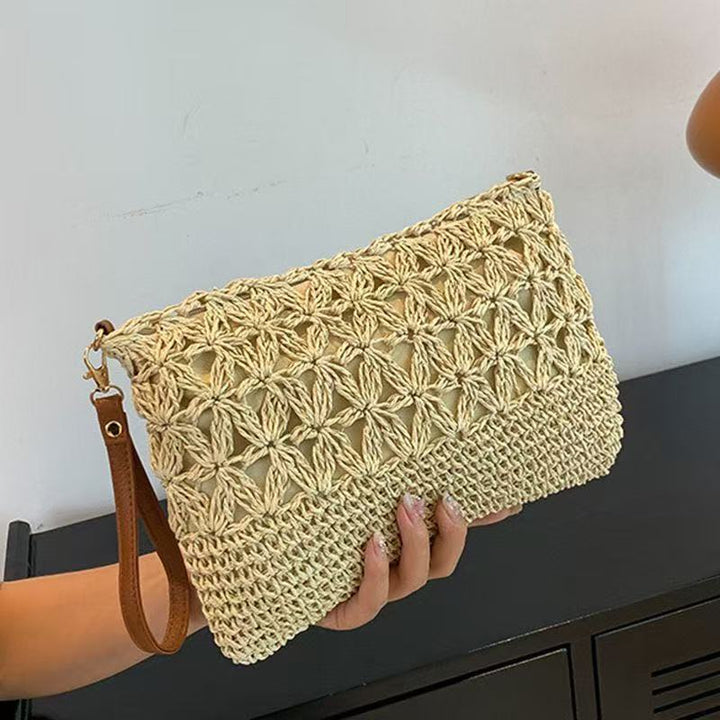 Shoulder bag with elaborate crochet designs Kalsten