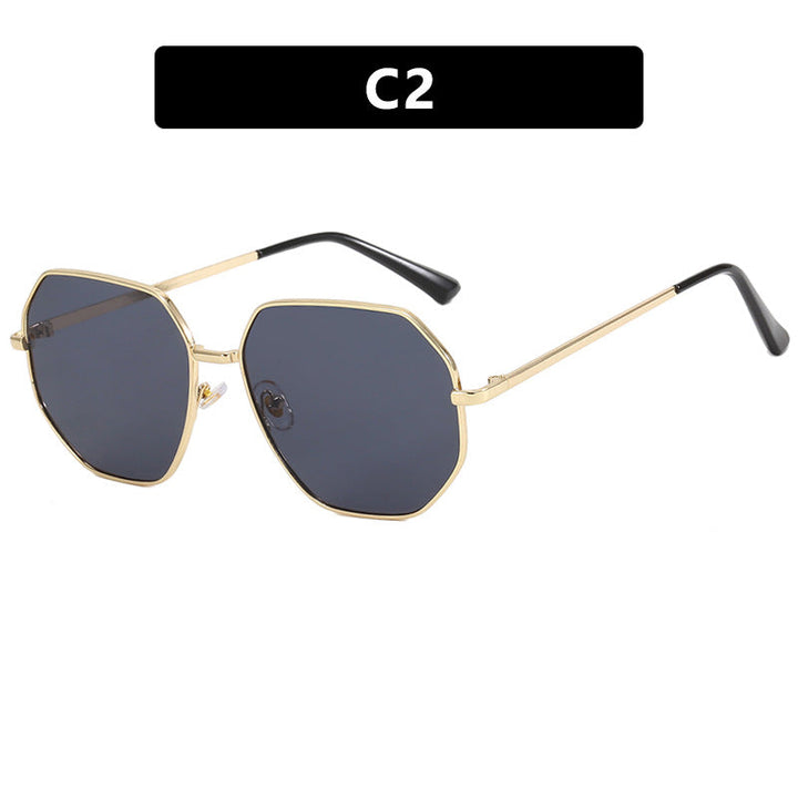 Women's fashionable geometric sunglasses with protective UV filter and stylish frame Kalsten