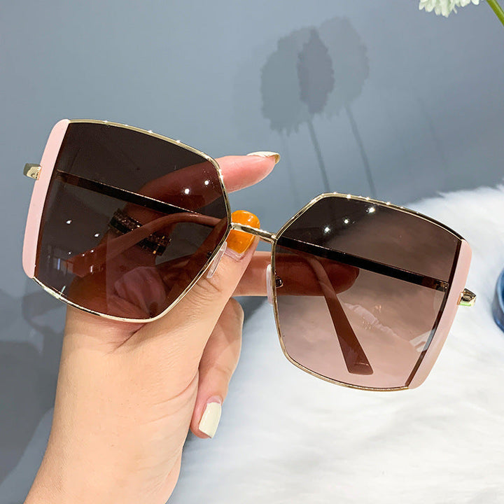 Women's oversized sunglasses with glamorous frame Kalsten