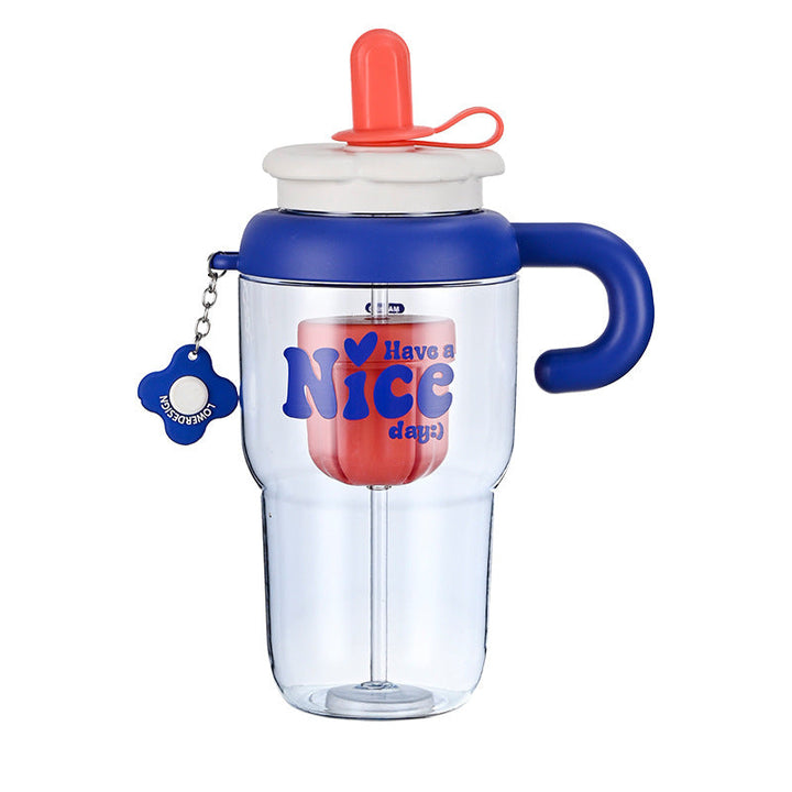 Unisex drinking cup with integrated straw and spill protection Kalsten