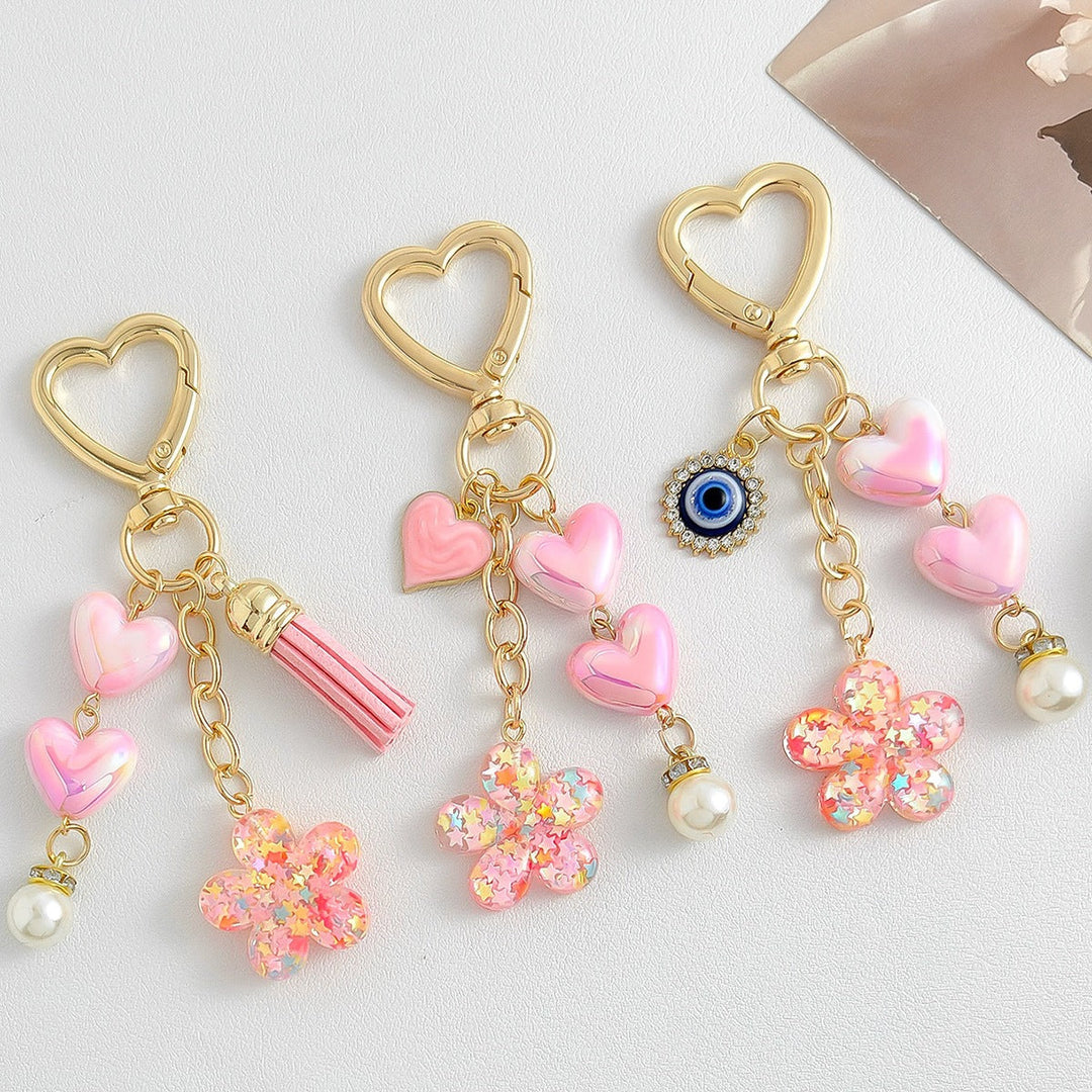 Playful keychain with hearts and flower motif Kalsten