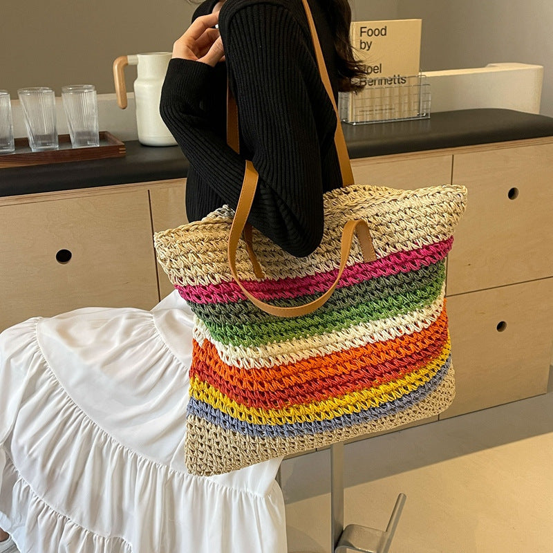 Handmade beach bag with colorful striped pattern Kalsten