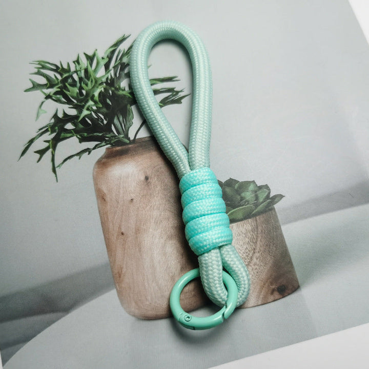 Heavy-Duty Paracord Keychain Holder Kalsten