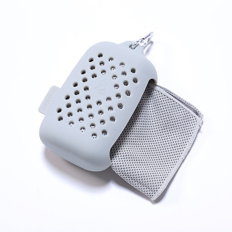 Women Portable Silicone Case with Integrated Cleaning Cloth Kalsten