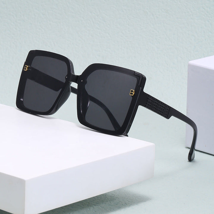 Women's fashionable square sunglasses with textured temple design Kalsten