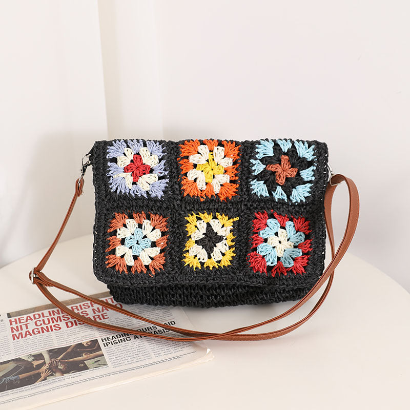 Fashionable shoulder bag with colorful crochet pattern Kalsten
