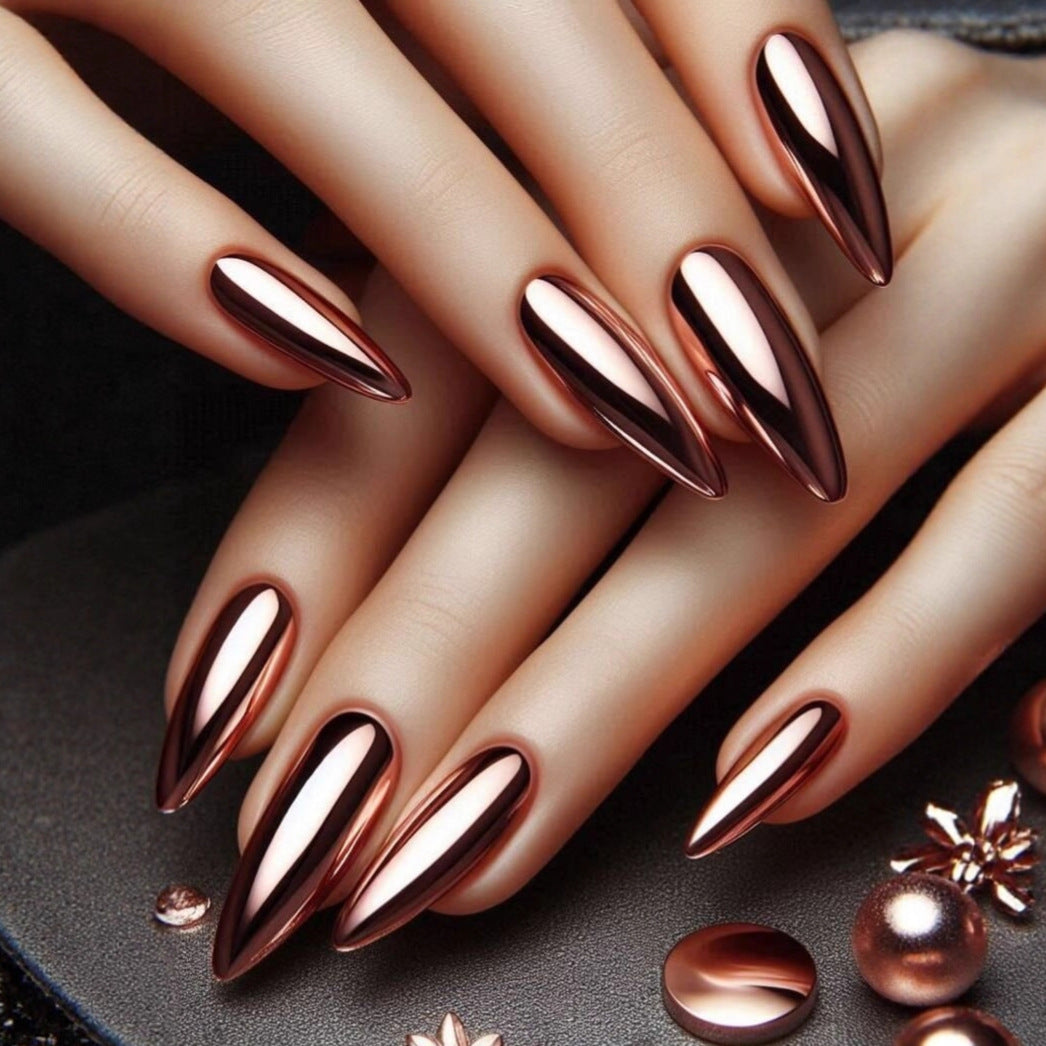 Artificial Nails in Shiny Stiletto Design Kalsten