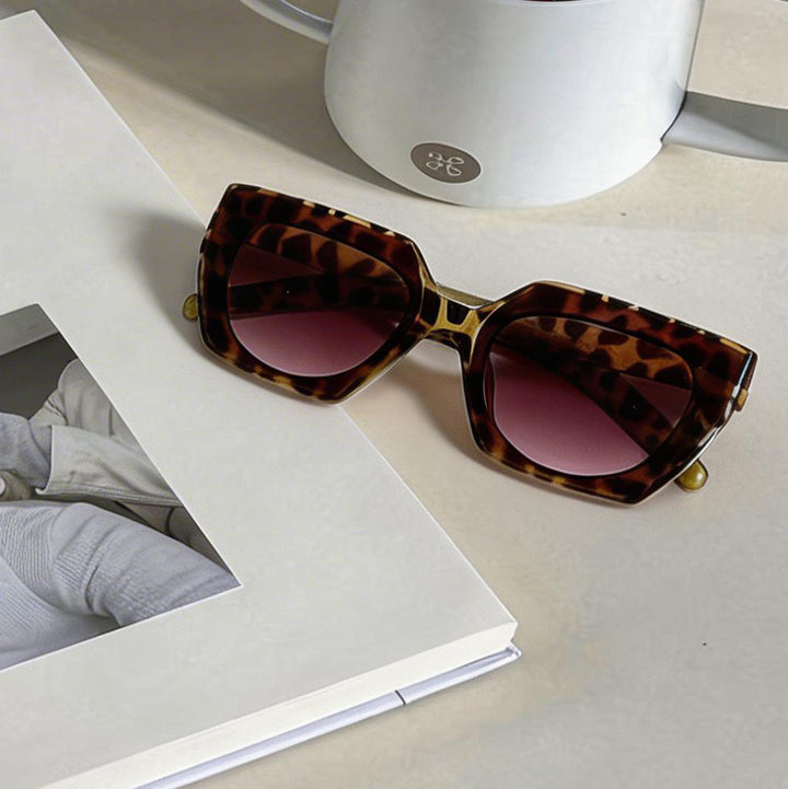 Women’s oversized square sunglasses with stylish design Kalsten