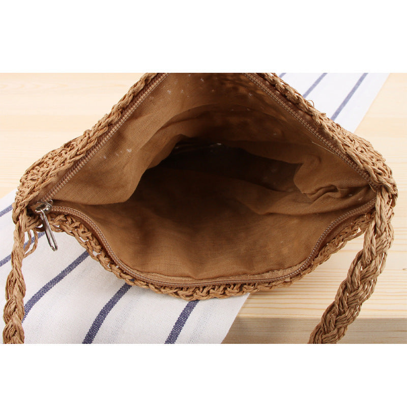 Macrame Crossbody Bag in Crescent Moon Design Kalsten