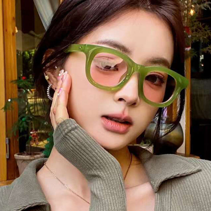Women's trendy oversized sunglasses with distinctive design Kalsten