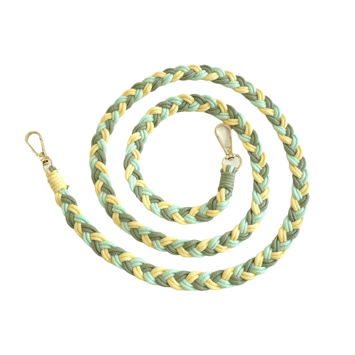 Handcrafted Braided Dog Leash Acalora