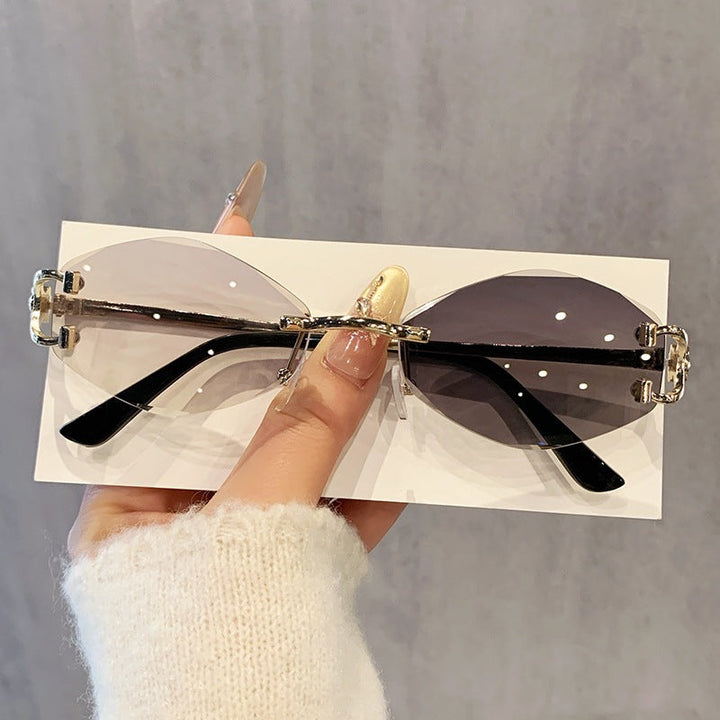 Women's futuristic sunglasses with striking hexagonal frame and high-quality glitter accents Kalsten