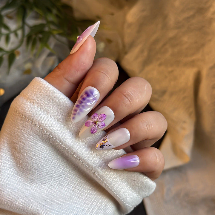 Artistic Floral-Embellished Press-On Nails Kalsten