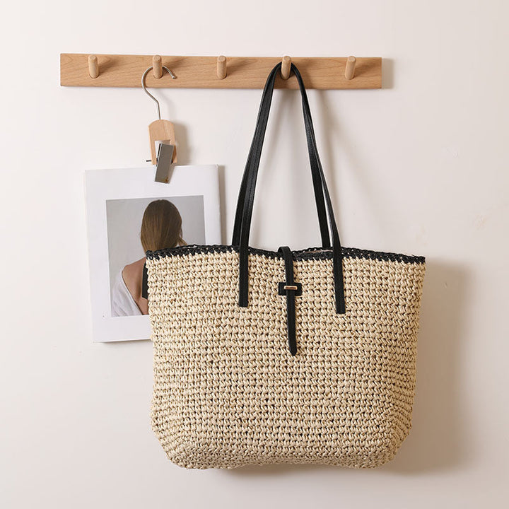 Stylish and spacious wicker bag Kalsten