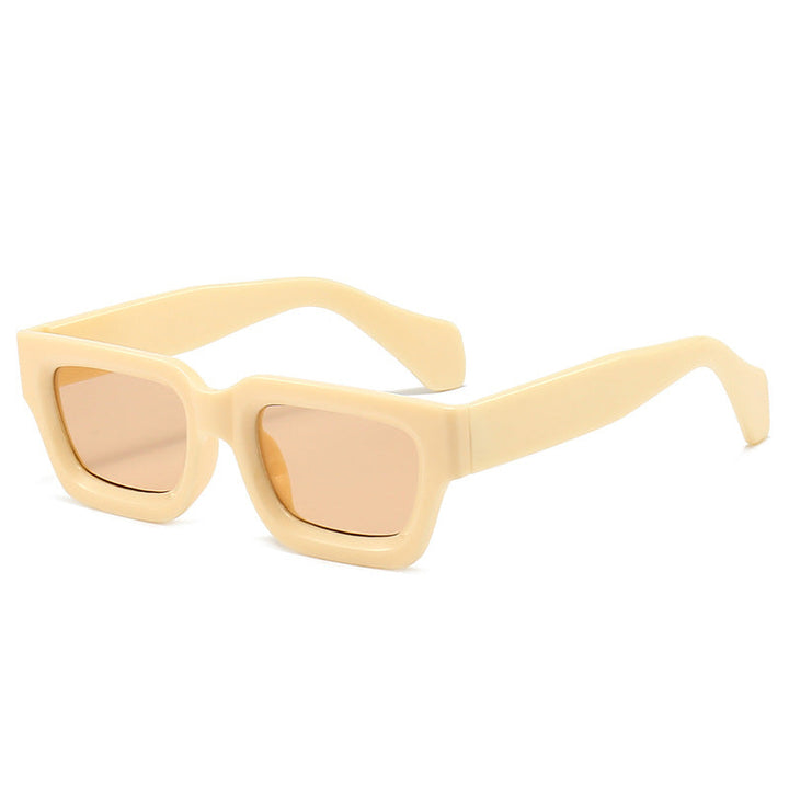 Women's trendy sunglasses with sturdy and transparent frame Kalsten