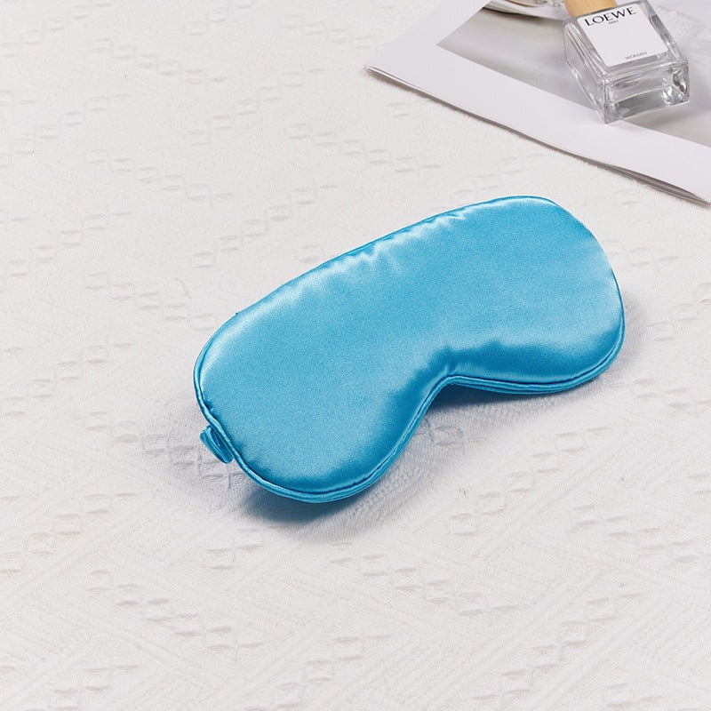 Women's ergonomic sleep mask made of satin-like material with contoured eye area Kalsten