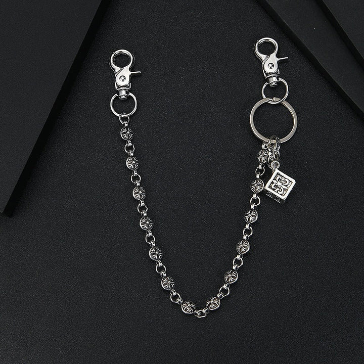 Fashionable keychain with filigree chain design Kalsten