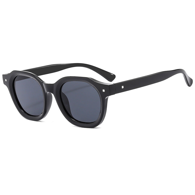 Women's modern retro sunglasses with unique design Kalsten
