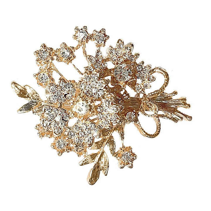 Elegant and Sparkling Brooch Kalsten
