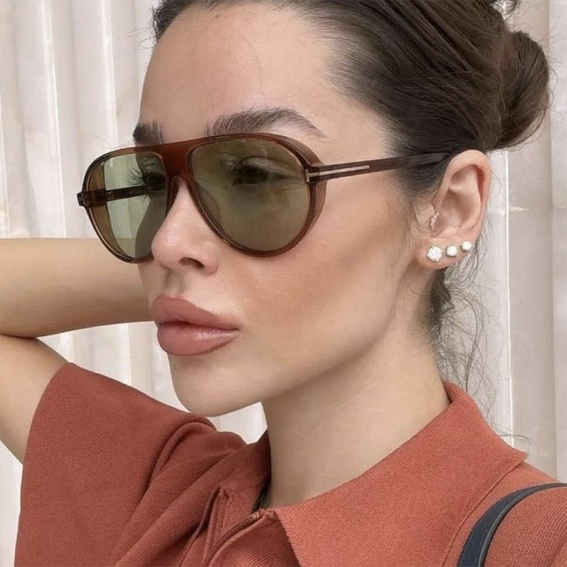 Ladies stylish sunglasses in aerodynamic design Kalsten