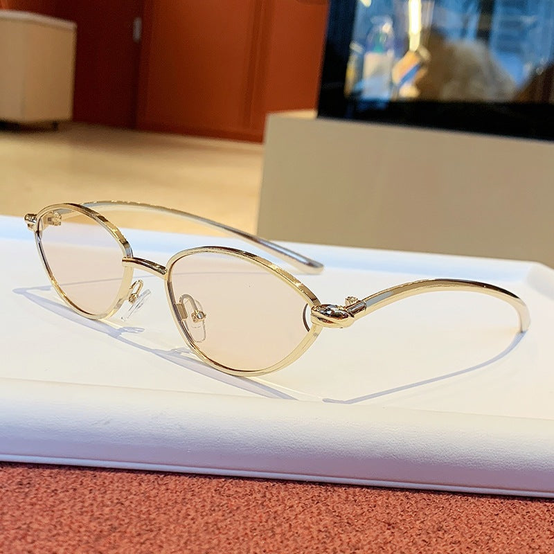 Women's designer sunglasses with elegant metal frame and protective lenses Kalsten