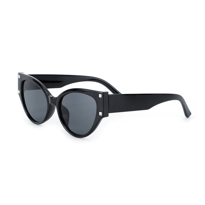 Women's trendy Cat-Eye sunglasses with glamorous accents Kalsten