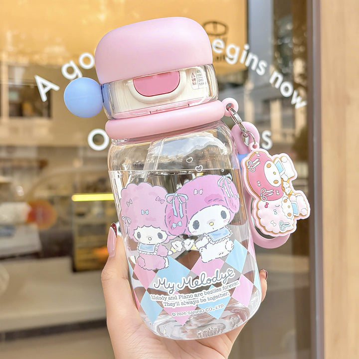 Ladies drinking bottle with practical silicone drinking straw and cute Kalsten motif