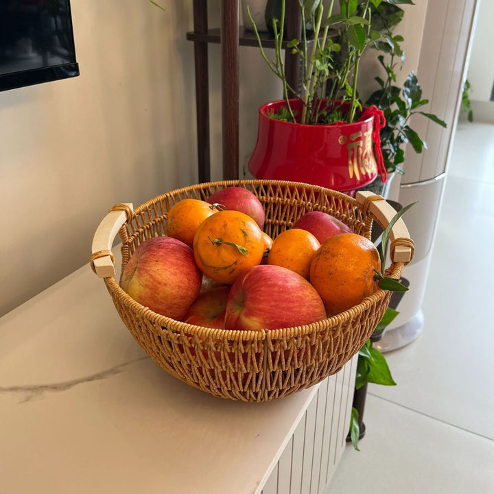 Women Fresh-keeping basket with decorative wooden handles Kalsten