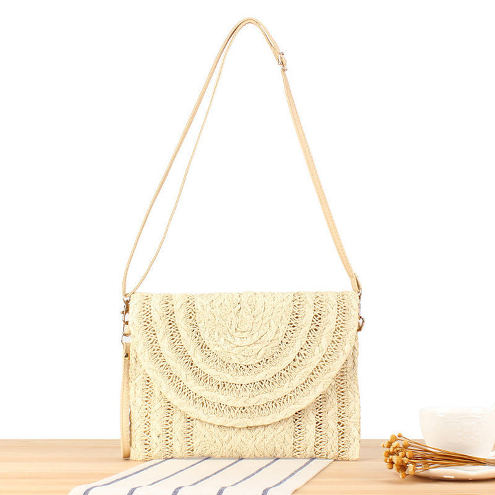 Shoulder bag made of braided straw with structured design Kalsten