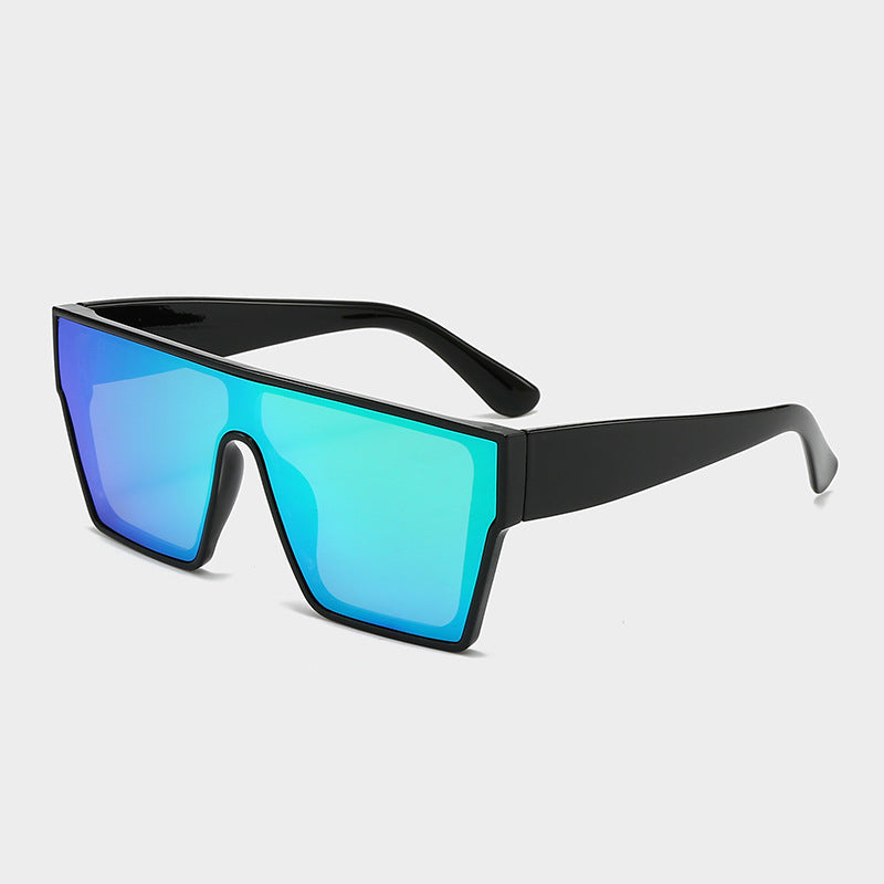 Ladies fashionable sunglasses with angular lenses Kalsten