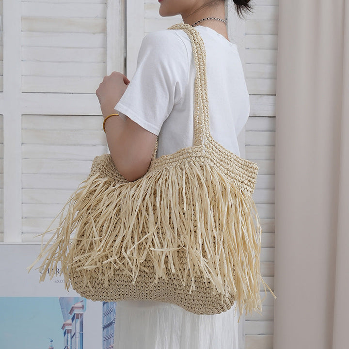 Handmade beach bag with fringed designed pattern Kalsten