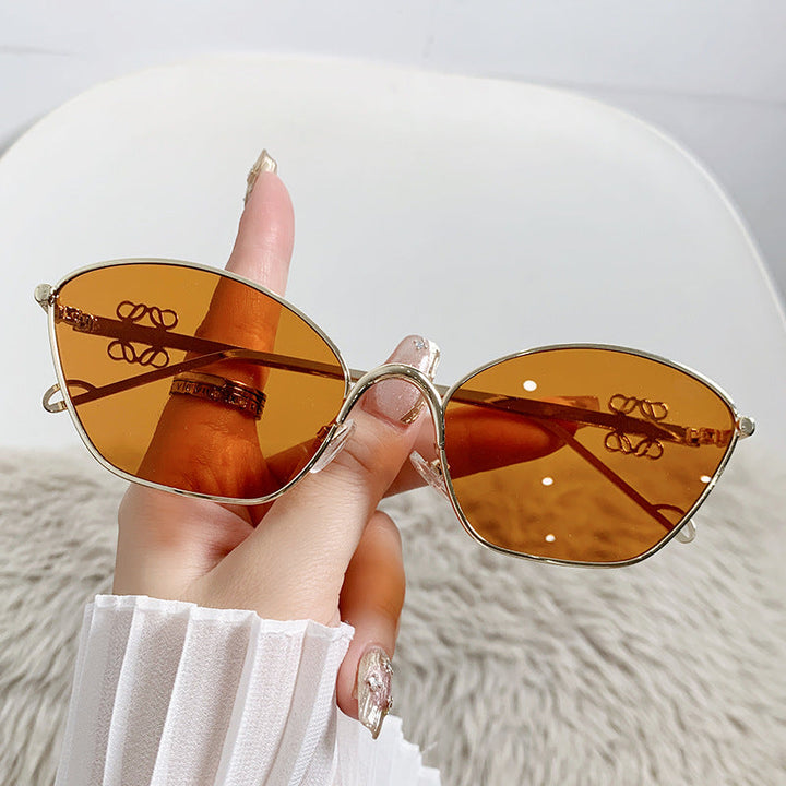 Women's fashionable Cat-Eye sunglasses with delicate metal frame Kalsten