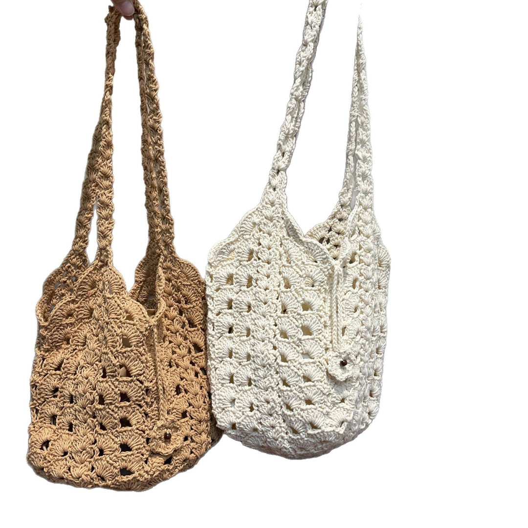 Hand-knotted shoulder bag in modern design Kalsten