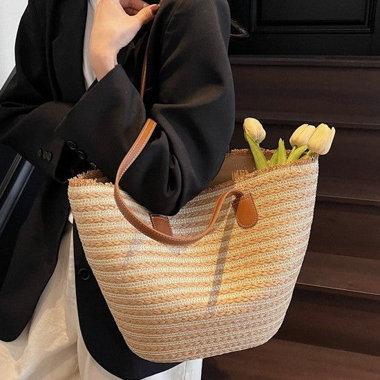 Beach bag with unique woven design Kalsten