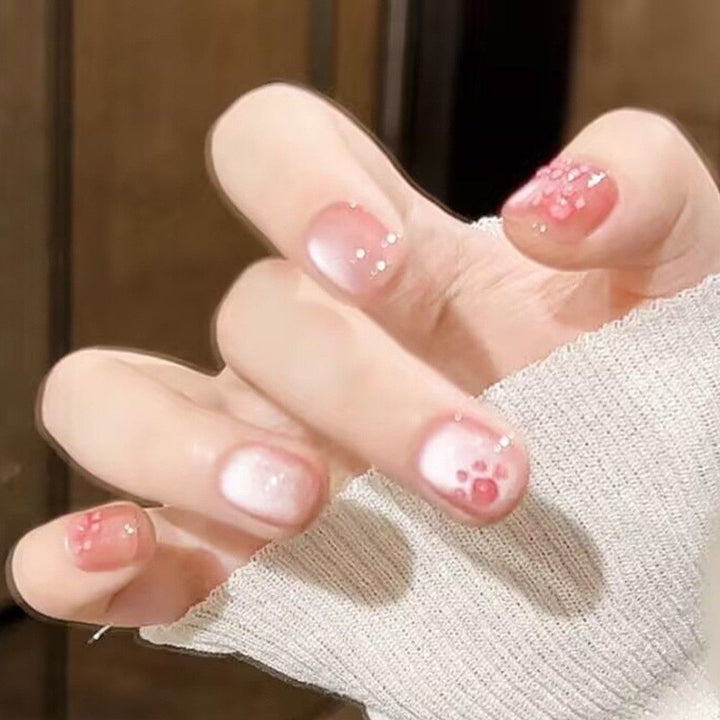 Artificial Nails in Stylish Ombre Design Kalsten