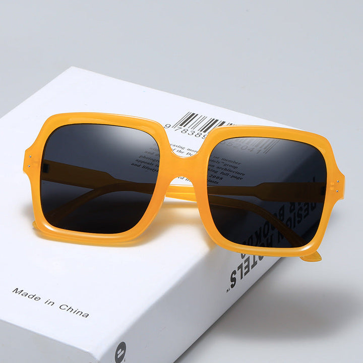 Women’s trendy oversized sunglasses with modern design Kalsten