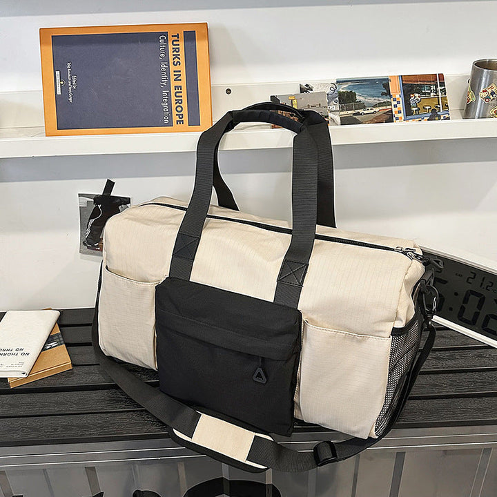Multifunctional sports and travel bag with flexibility Kalsten