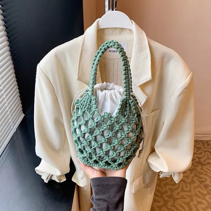 Fashionable handbag made of braided material Kalsten