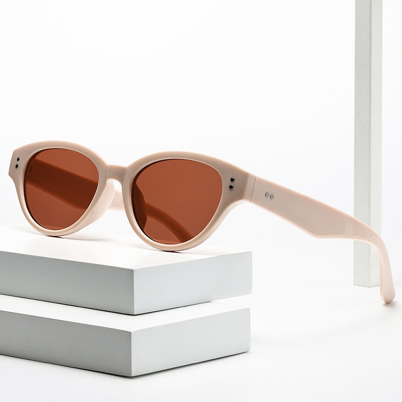 Women's stylish sunglasses in trendy retro style Kalsten