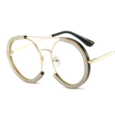 Ladies sunglasses with glamorous rim and innovative design Kalsten