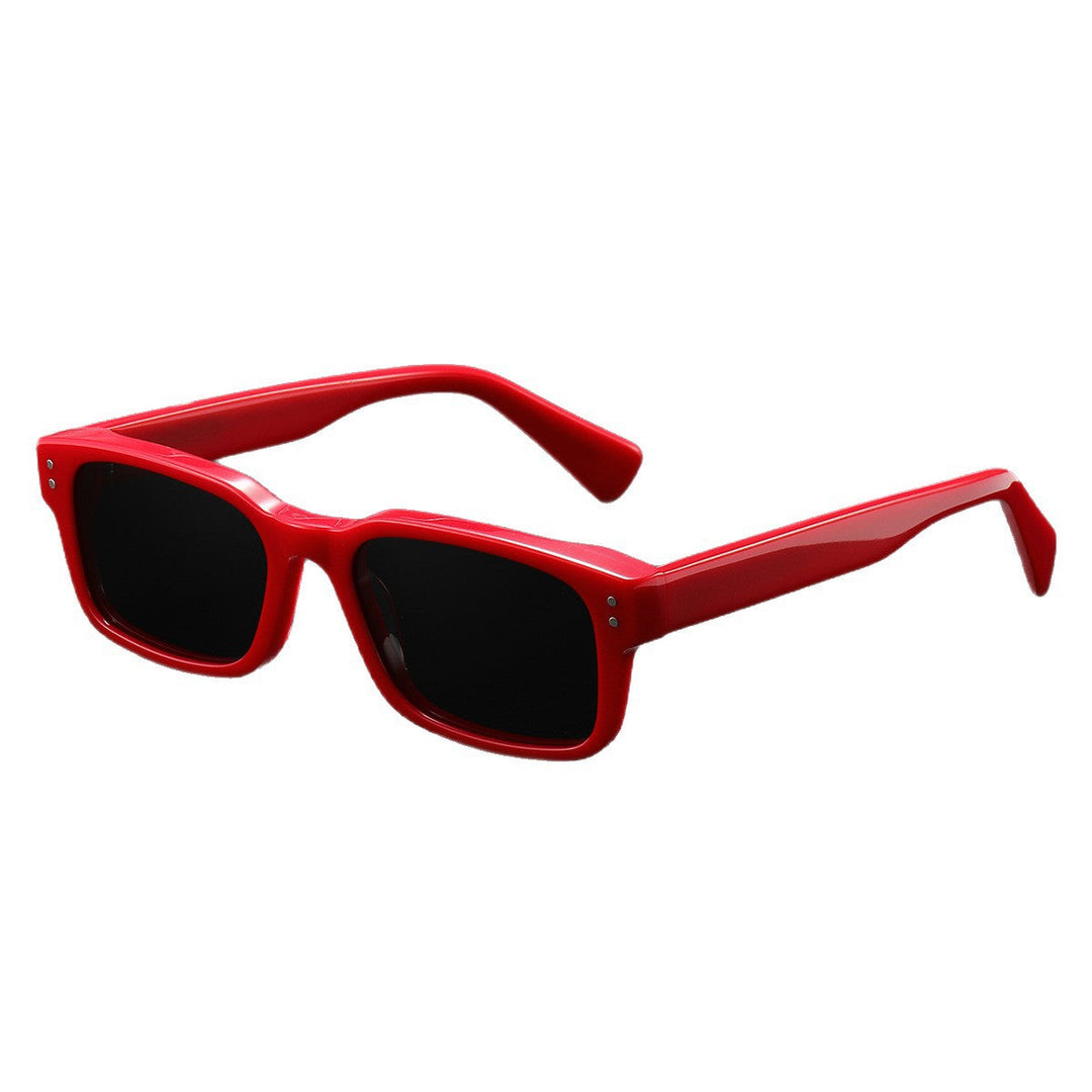 Women's sunglasses in modern, minimalist design Kalsten