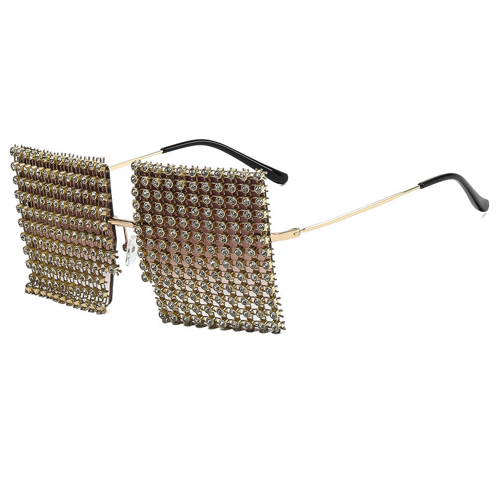 Women's sunglasses with sparkling crystal frame and eye-catching structured design Kalsten
