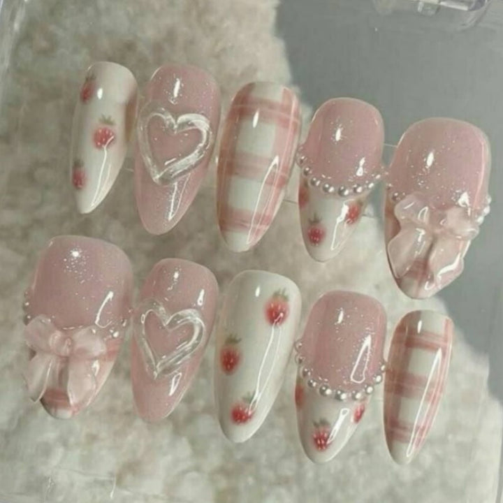 Artistic Floral and Star-Embellished Press-On Nail Set Kalsten