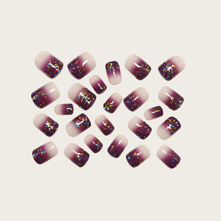 Artificial nails with glamorous glitter design Kalsten