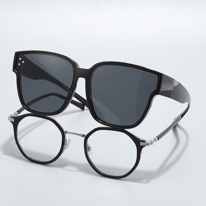 Ladies Fashion Sunglasses in clear lines design with high UV protection Kalsten