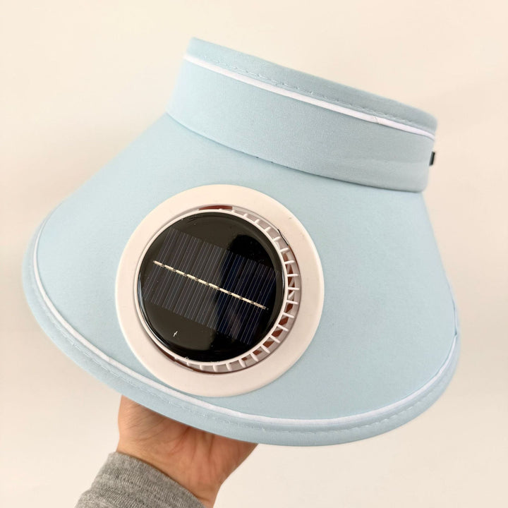 Lightweight foldable sunshade with integrated solar module and quiet fan Kalsten