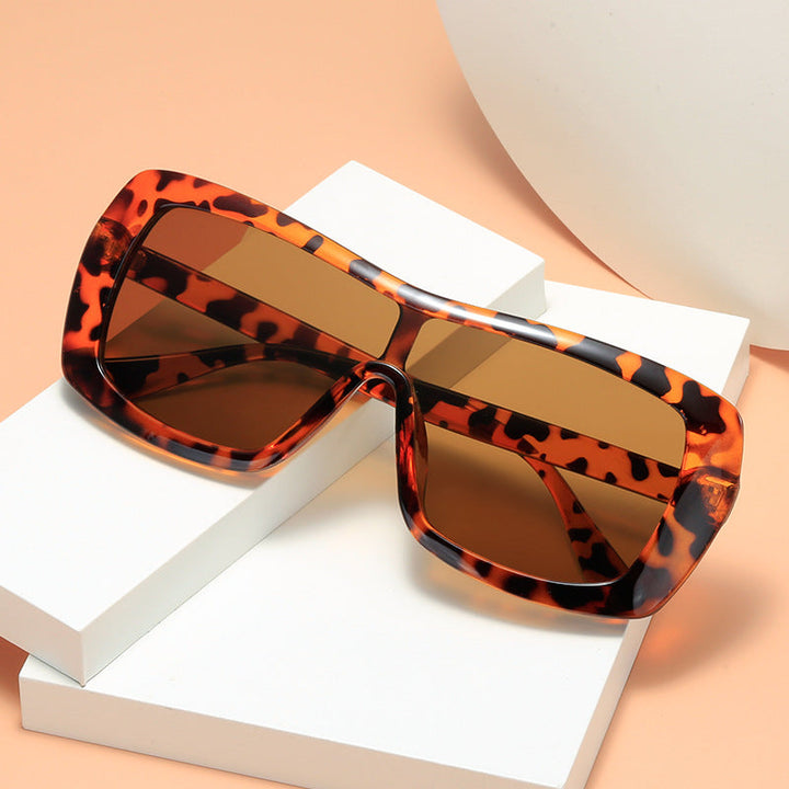 Women's stylish oversized sunglasses in futuristic design Kalsten