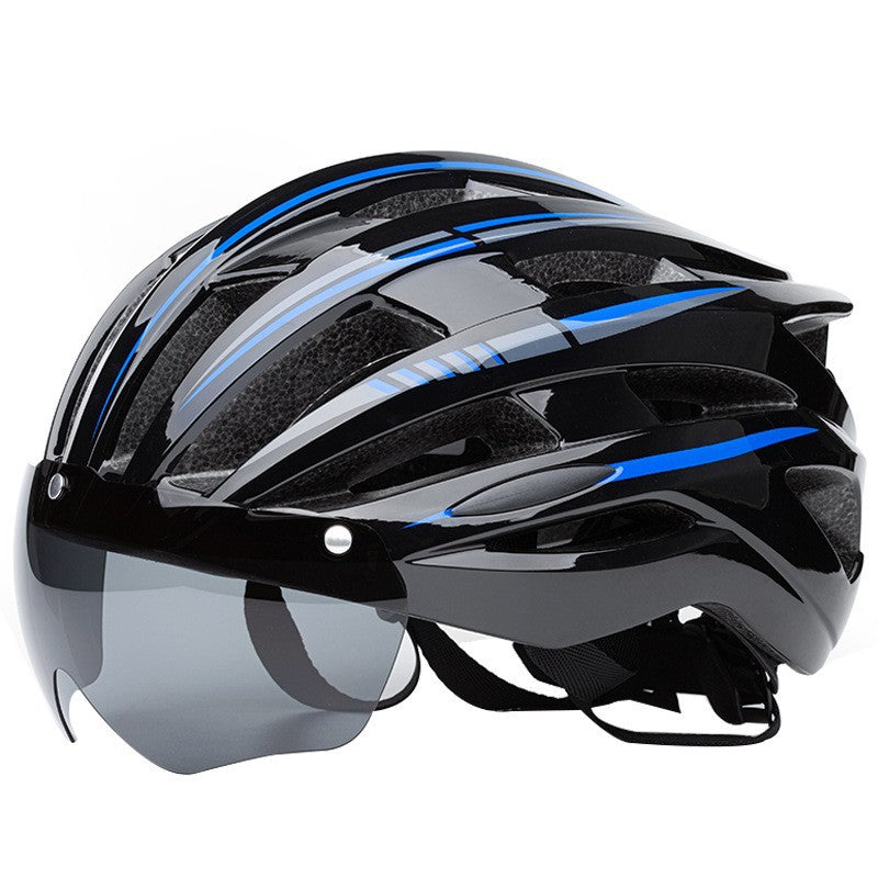 Road bike helmet with visor-friendly design and excellent ventilation Kalsten