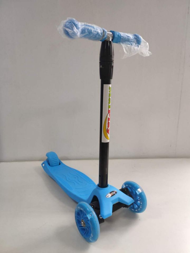3-Wheel Balance Scooter Kalsten